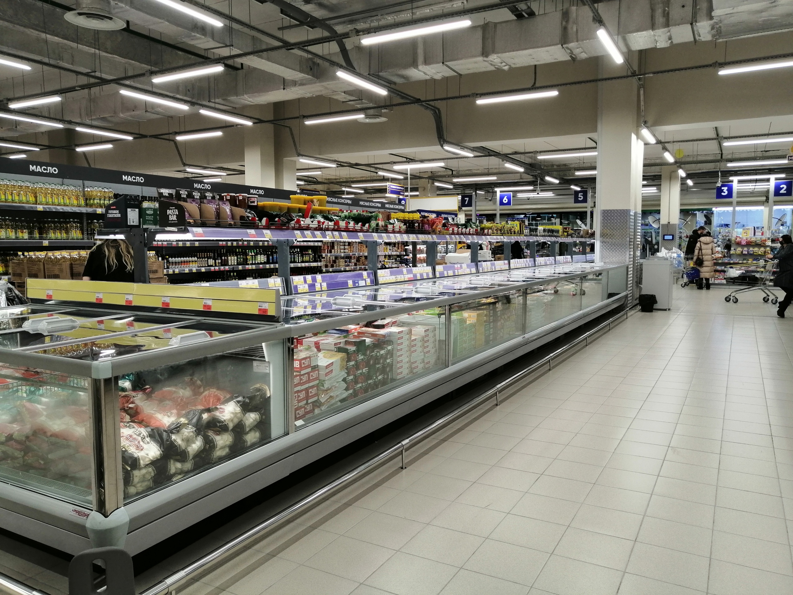 Балтик Мастер оснастил первый гипермаркет «Лента» в Нижневартовске